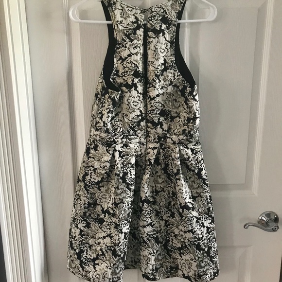 Abercrombie & Fitch Dress - Picture 2 of 4